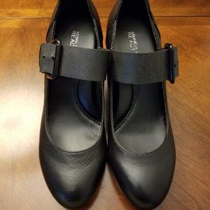 Kenneth Cole Reaction (NIB) Dress Shoes size 7.5 m